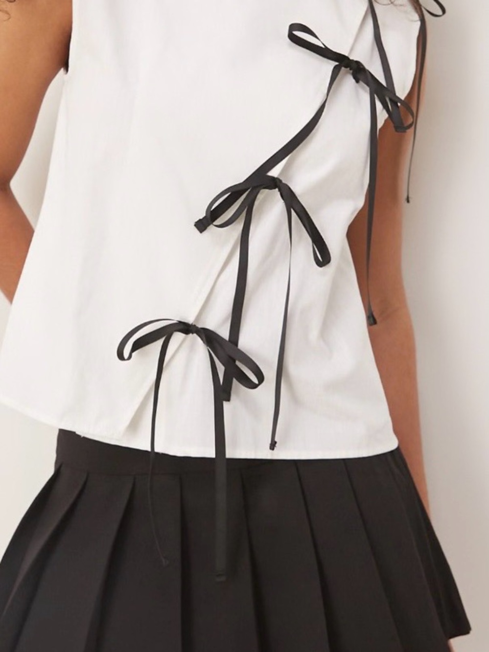 Ghospell Women’s White Denim Sleeveless Ribbon Tie Top